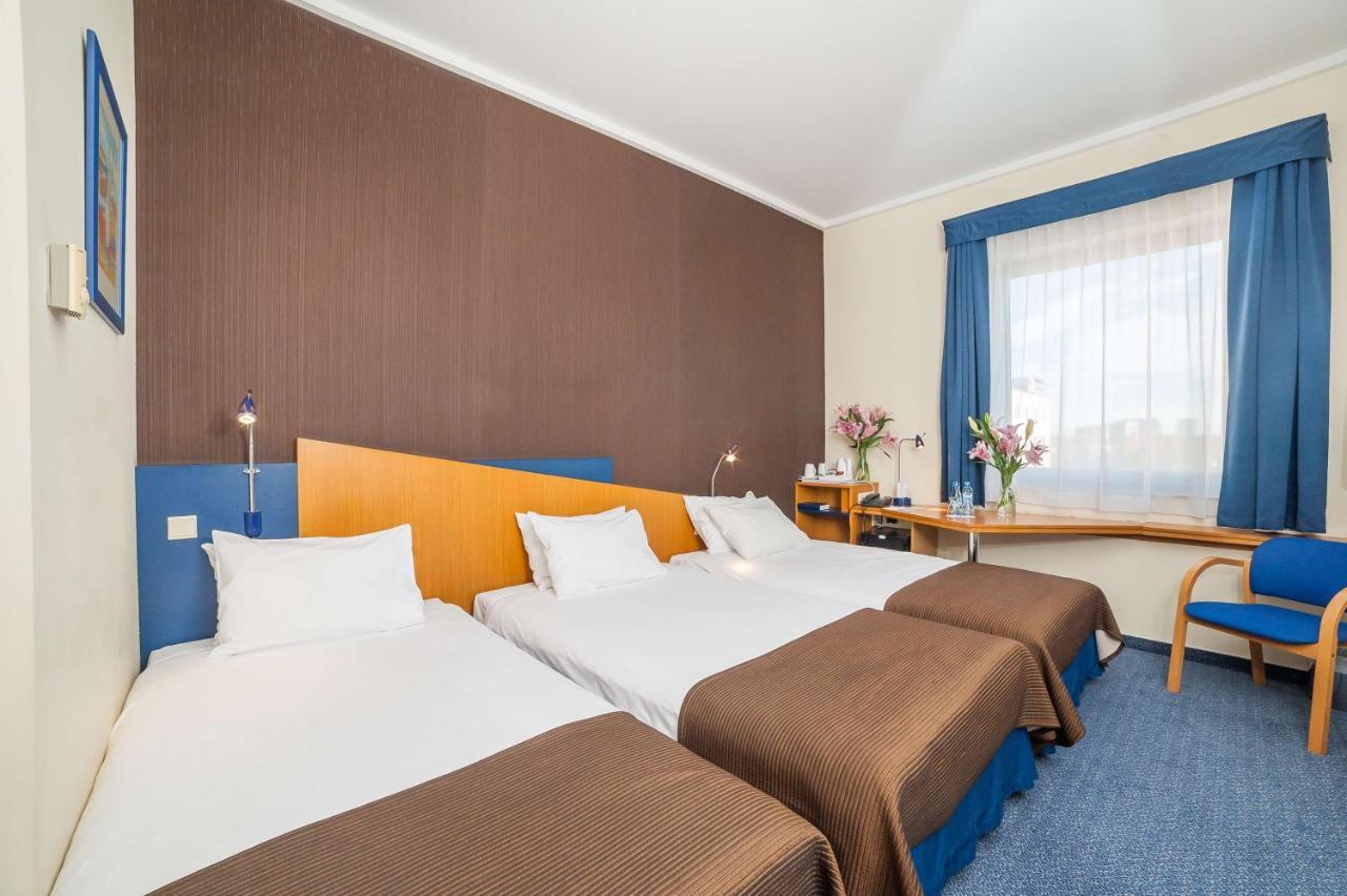 Express Krakow Hotel Luaran gambar