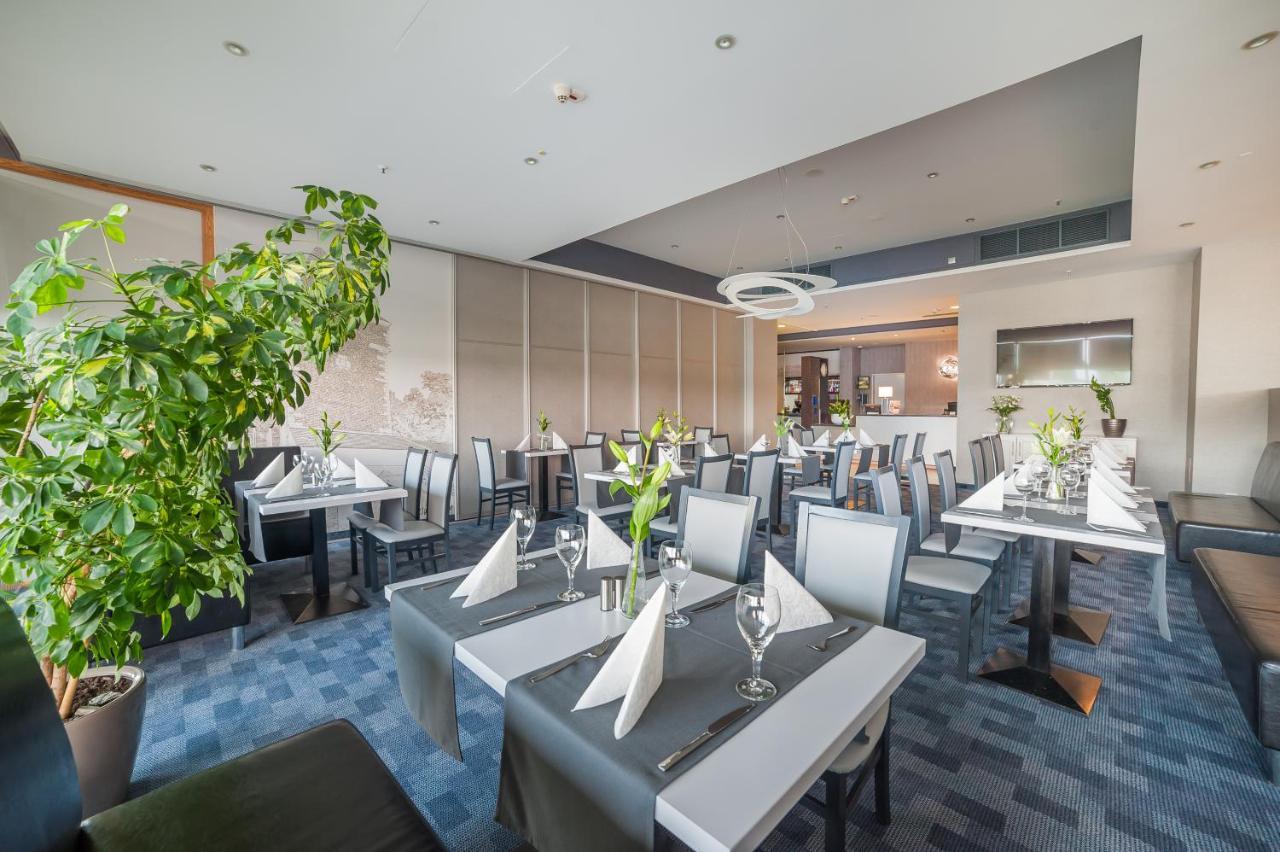 Express Krakow Hotel Luaran gambar