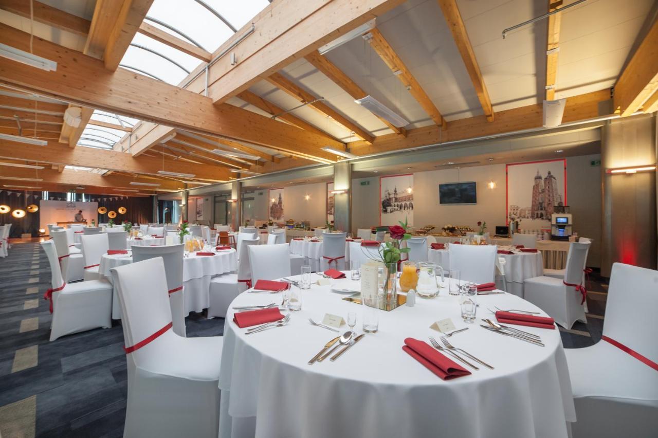 Express Krakow Hotel Luaran gambar